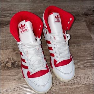 NEW Adidas sneakers